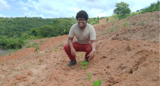 Joaquim Freitas, Treeapp’s planting project coordinator at Cepan, monitoring the sapling growth